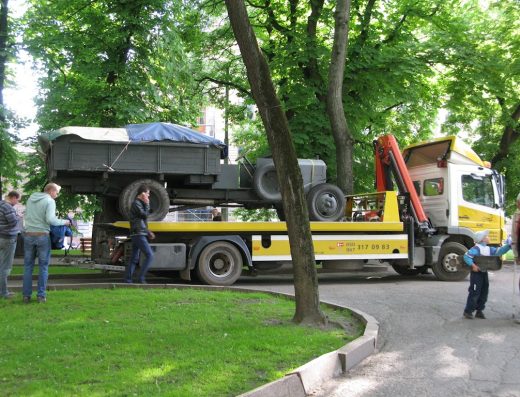 Евакуатор вантажівок, автобусів, фур Львів, Автомобільна Аварійна Служба
