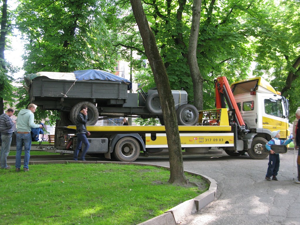 Евакуатор вантажівок, автобусів, фур Львів, Автомобільна Аварійна Служба