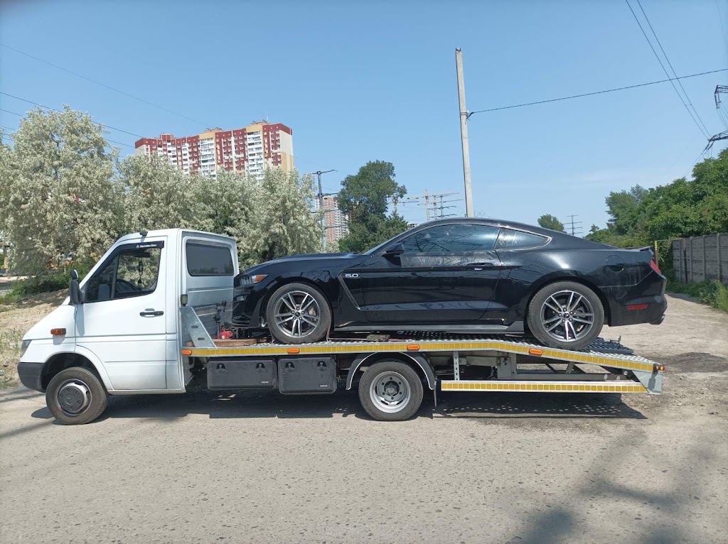 Евакуатор Київ 24/7