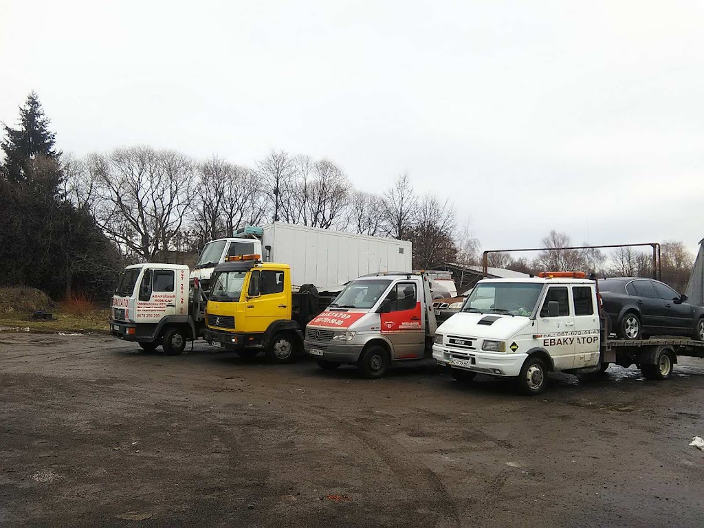 Евакуатор Львів