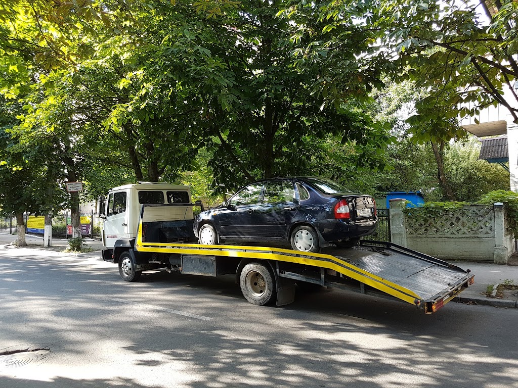 Евакуатор Львів СпецАвто
