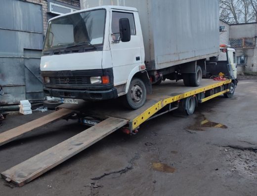 Услуги эвакуатора. Доставка авто из Европы в Украину, попутный эвакуатор, услуги автовоза. Транспортная компания Evak-Expert.