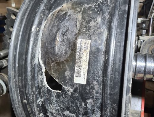 Шиномонтаж на Карпатській