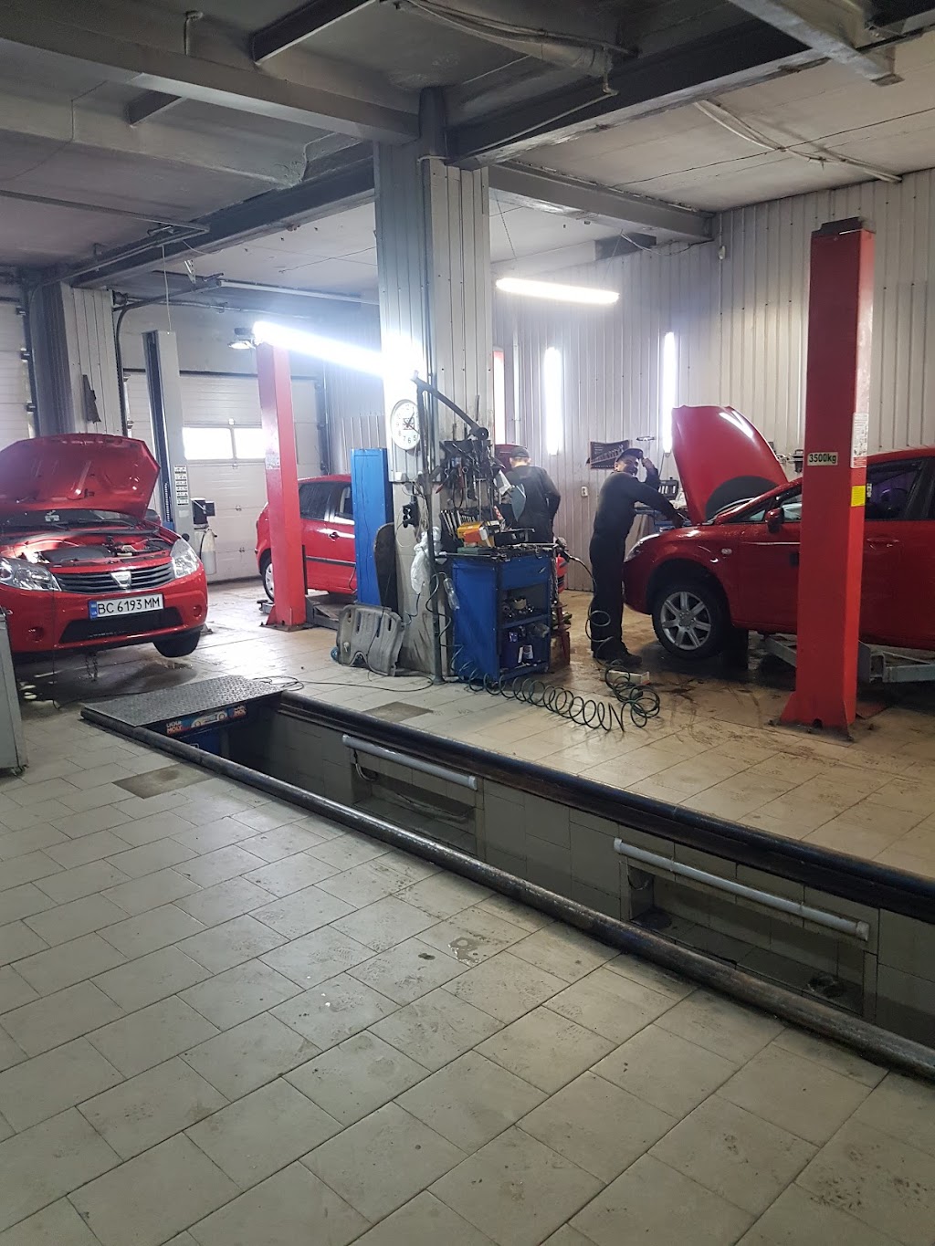 СТО “Автомотоцентр”