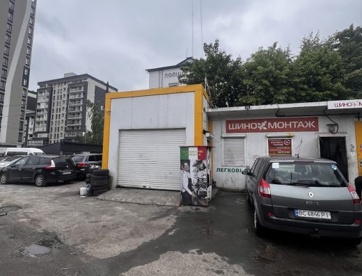 СТО. Автосервіс.